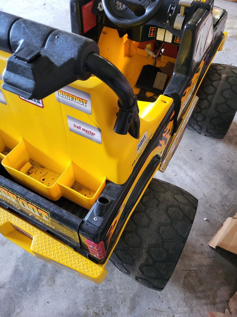 Vintage Style Power Wheels Bigfoot 4x4 Battery-Powered Kids Ride-On Truck Magic Cars 7