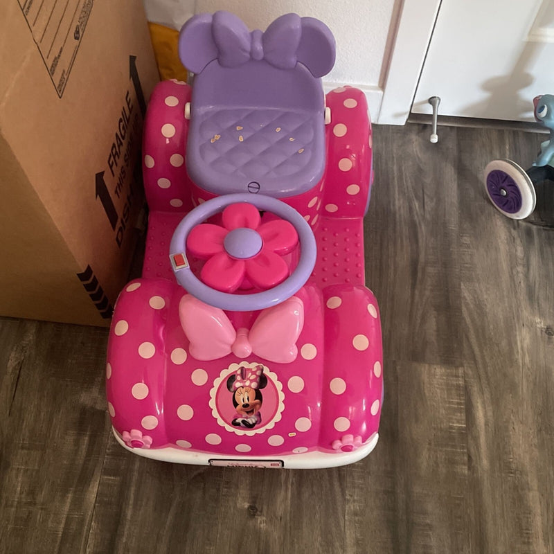 6V Minnie Mouse 4x4 Flower Power Battery-Powered Ride-On Toy Magic Cars 0