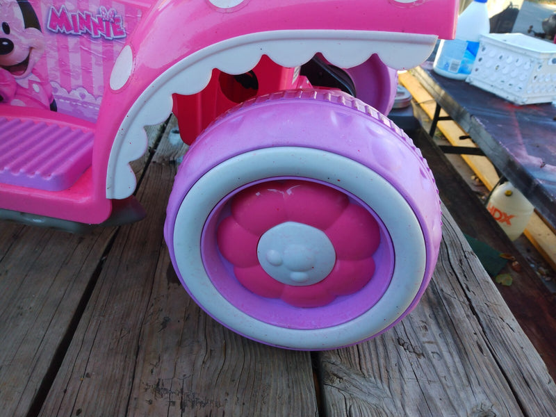 Kids Trax 6V Ride-On Vehicle with 7-inch Wheels and 1/4" Axle Magic Cars 6