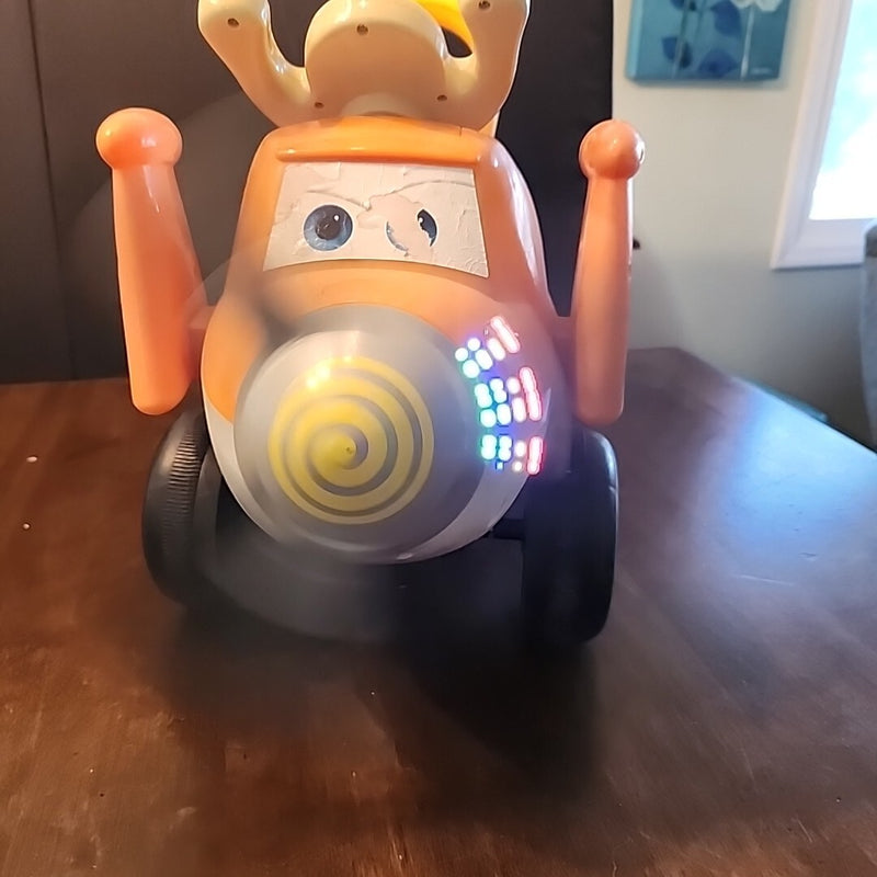Disney Planes Fire & Rescue Dusty Crophopper Ride-On Toy for Toddlers Magic Cars 15