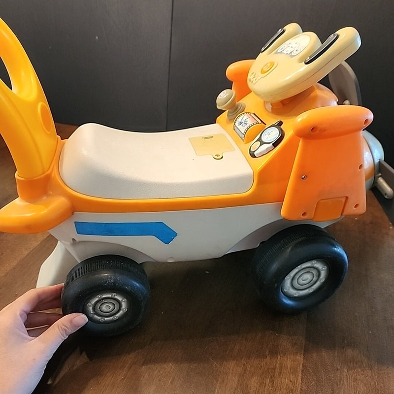 Disney Planes Fire & Rescue Dusty Crophopper Ride-On Toy for Toddlers Magic Cars 7