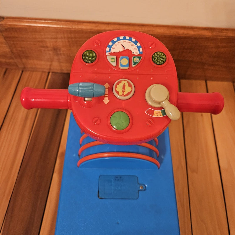 Thomas the Train Engine Ride-On Toy for Kids Magic Cars 8