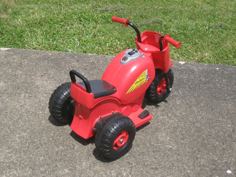 Kids Indian Ride-On Battery-Powered Motorcycle Trike with Charger Magic Cars 4