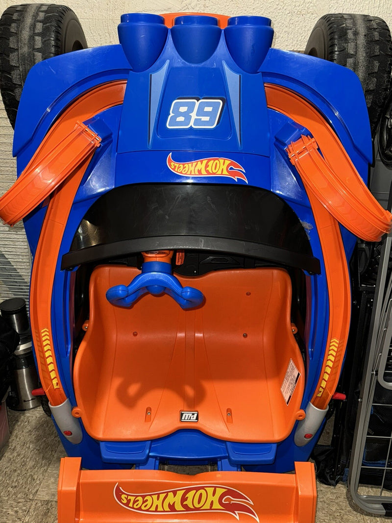 12V Electric Ride-On Car for Kids with Rechargeable Battery Magic Cars 2