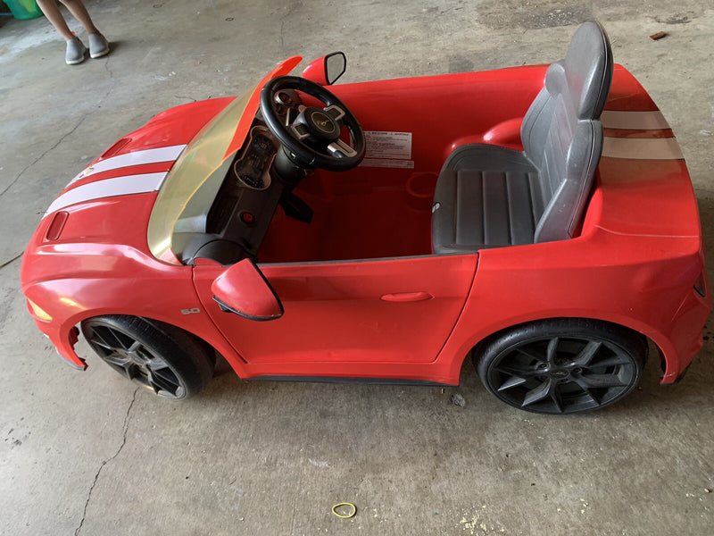 6V Red Electric Ride-On Ford Mustang Car for Kids by Rollplay Magic Cars 3