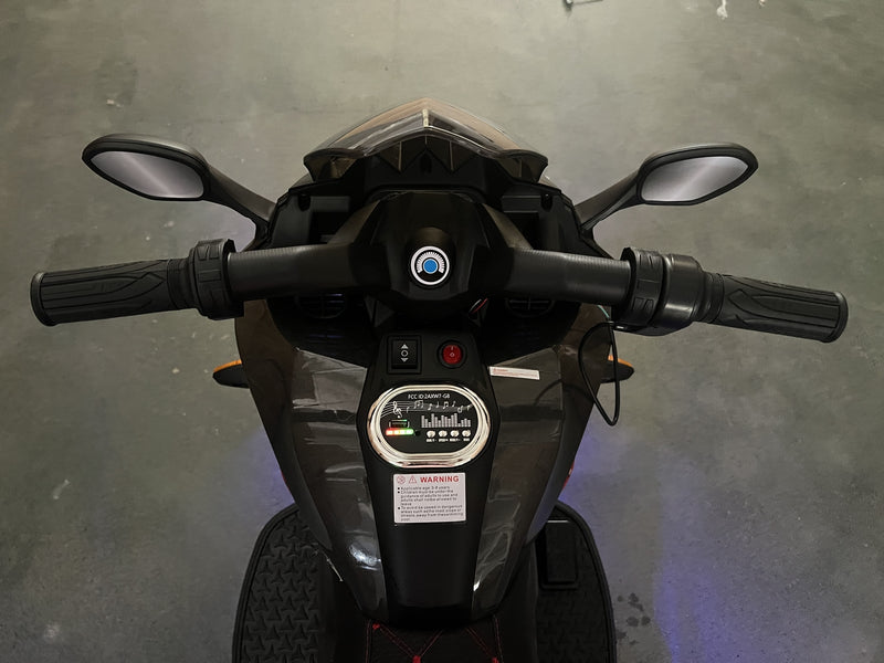 Rechargeable Kids Ride-On Motorcycle with 3 Light-Up Wheels and Training Wheels Magic Cars 5