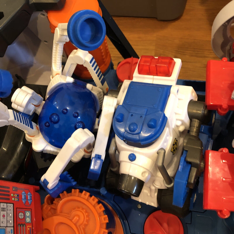 Kids Space Truck with Extra Toys and Battery Cover Missing Magic Cars 3