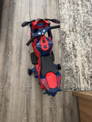 Kids Spider-Man 6V Battery-Powered Ride-On Motorcycle with Working Headlights for Ages 3+ Magic Cars 2