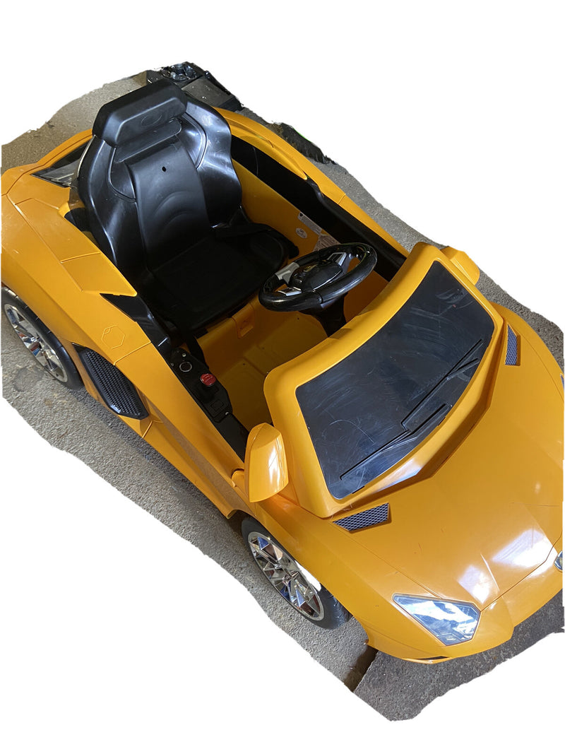 Aventador LP 700-4 Sports Car Model Toy Magic Cars Variant 0