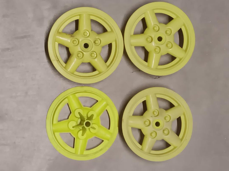 Set of 5 Lime Green and Yellowish Jeep Power Wheels Hub Caps with 5-Spoke Design Magic Cars Variant 0