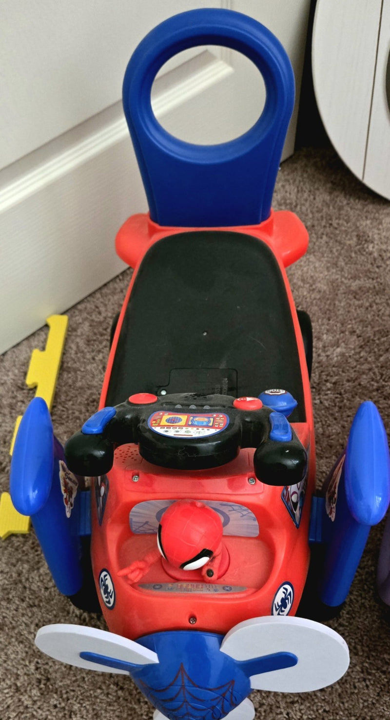 Marvel Spider-Man Light and Sound Activity Plane Ride-On Magic Cars Variant 0