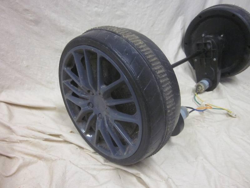 12V Electric Kids Ride-On Car Replacement Rear Axle with Motors for Maserati Ghibli Magic Cars 6