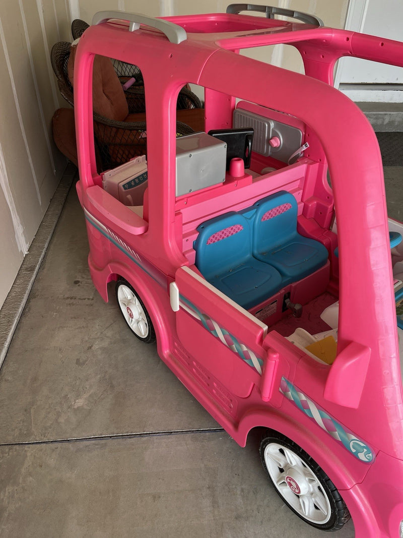 Power Wheels HCK91 Pink Kids Ride-On Toy Magic Cars 16