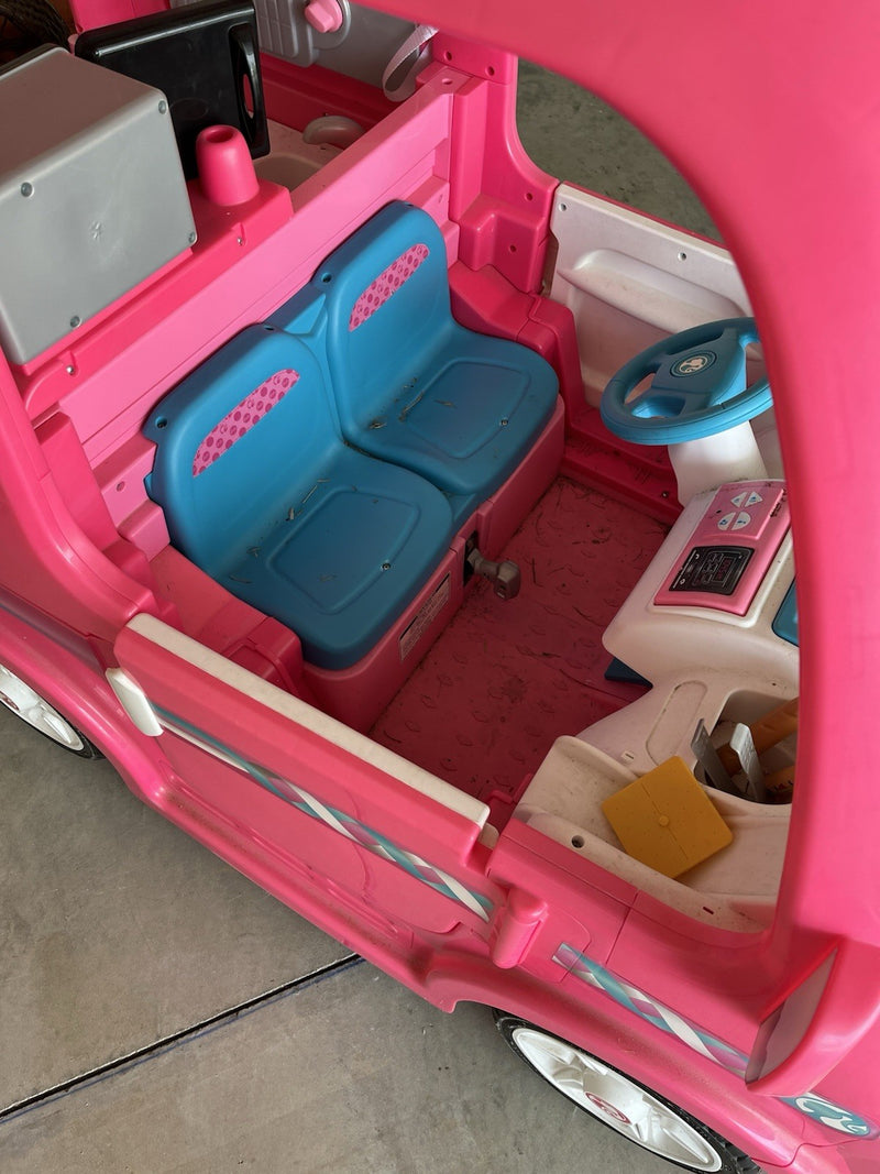 Power Wheels HCK91 Pink Kids Ride-On Toy Magic Cars 18