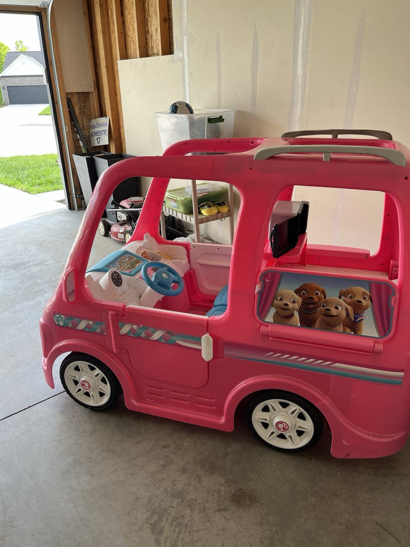 Power Wheels HCK91 Pink Kids Ride-On Toy Magic Cars 19