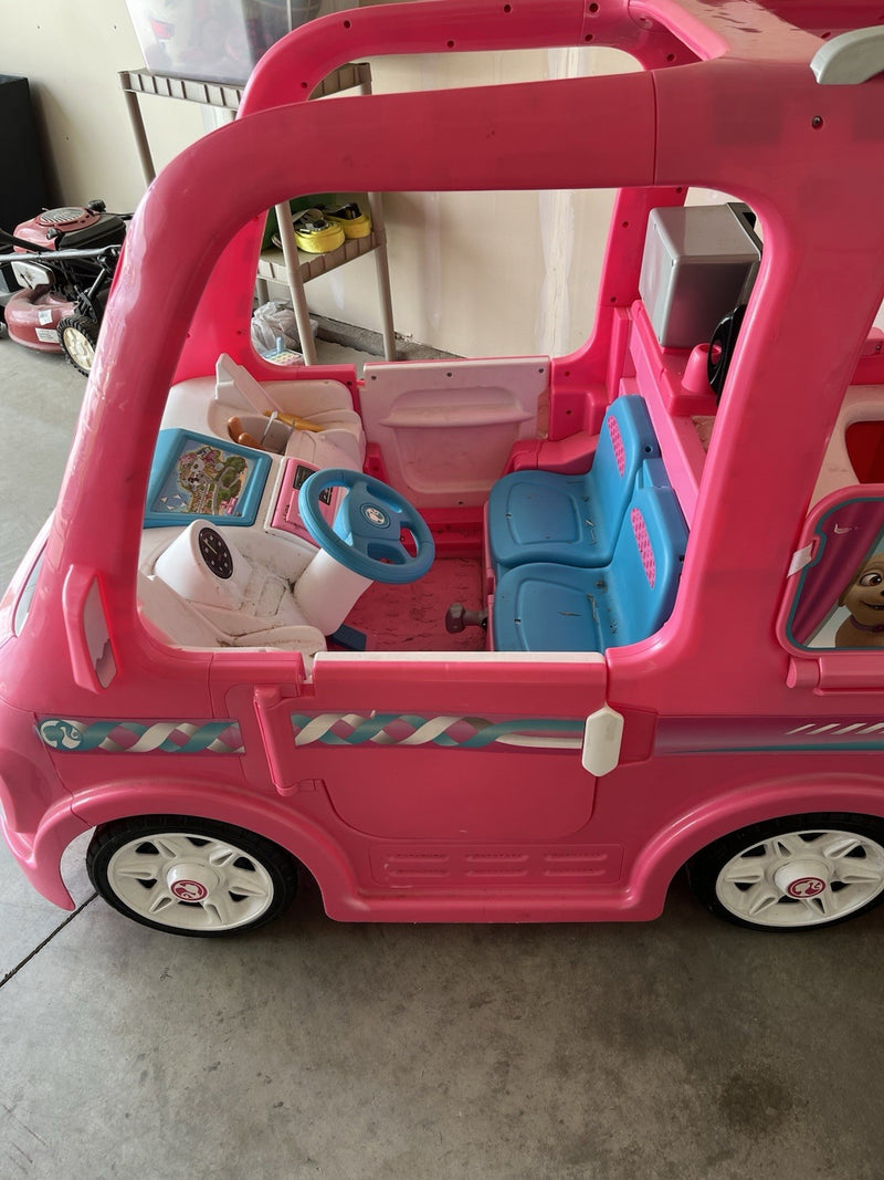 Power Wheels HCK91 Pink Kids Ride-On Toy Magic Cars 4