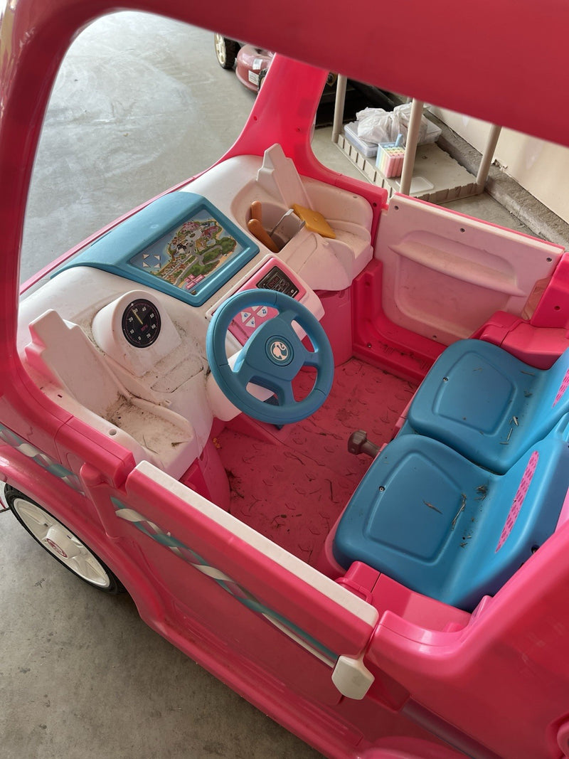 Power Wheels HCK91 Pink Kids Ride-On Toy Magic Cars 7