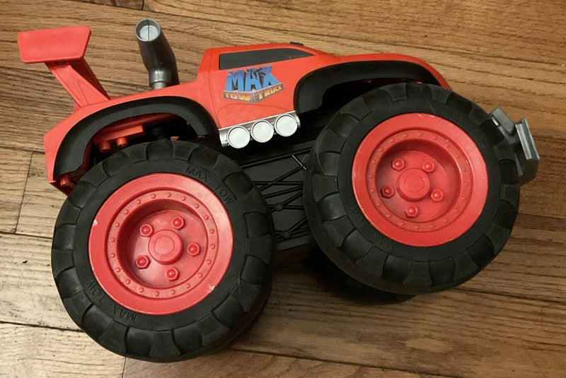 Red Electronic Talking Tow Truck Toy 200lbs Capacity 2014 Model Magic Cars 18