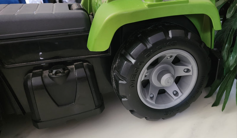 Green Mega Bloks Jeep Ride-On Toy with 4 Wheels for Kids Magic Cars 6