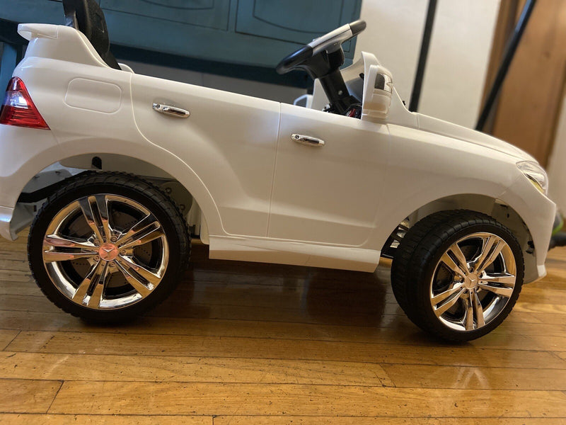 Electric Kids Ride-On Car Inspired by Luxury Sedan Design Magic Cars 4