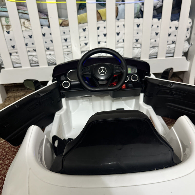Electric Mercedes GT Ride-On Car for Young Children, Lightly Used Magic Cars 2