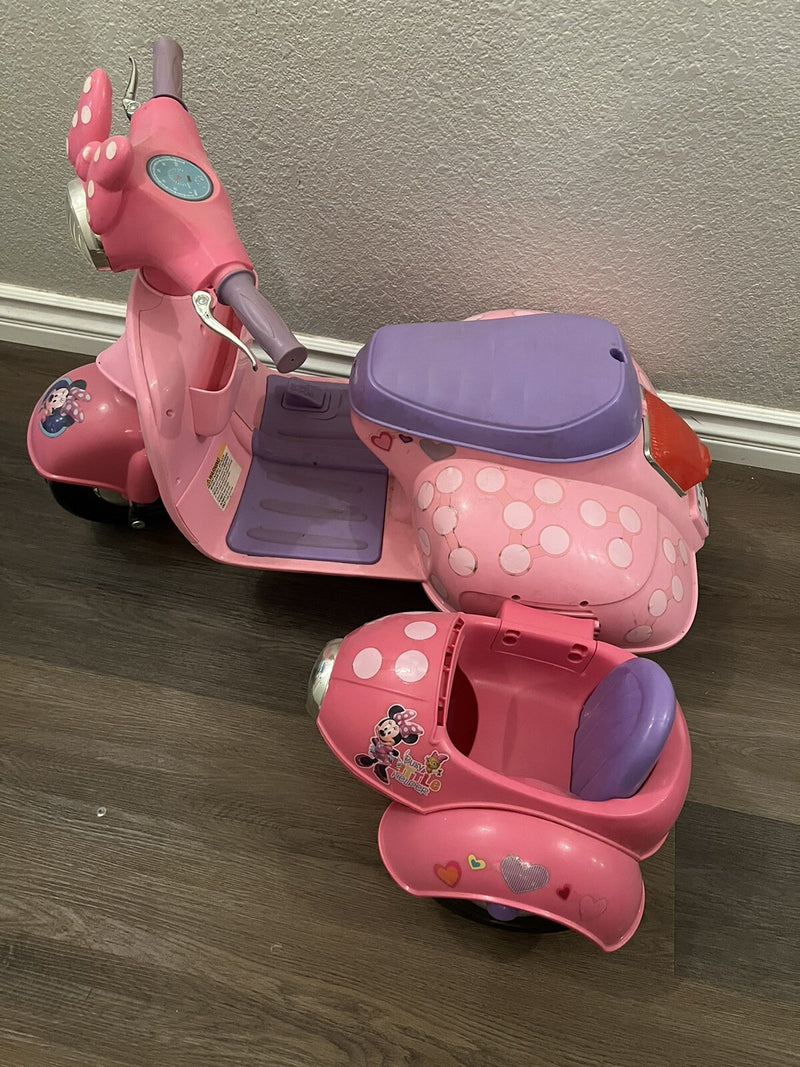 Battery-Powered Pink Minnie Mouse Electric Scooter with Side Car for Toddlers 18-30 Months Magic Cars 4