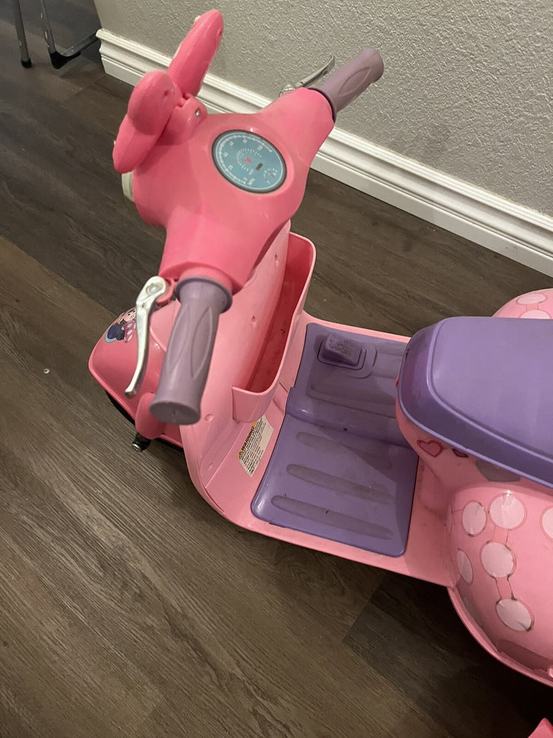 Battery-Powered Pink Minnie Mouse Electric Scooter with Side Car for Toddlers 18-30 Months Magic Cars 6
