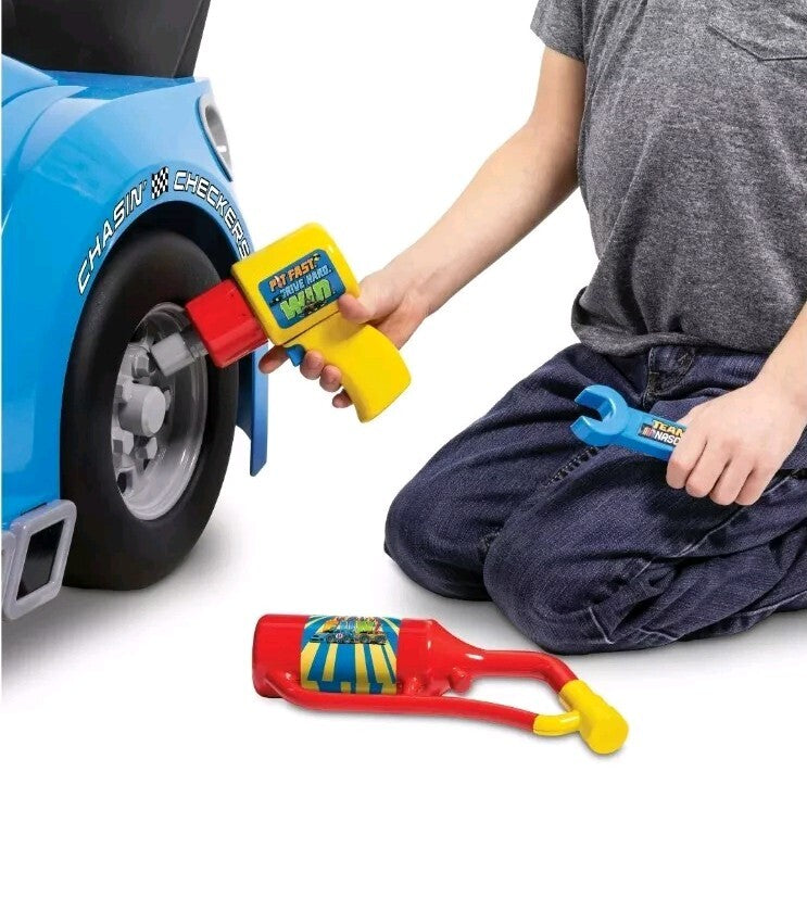 6V Powered Ride-On Champion Racer with Toy Engine and Tools Magic Cars 1