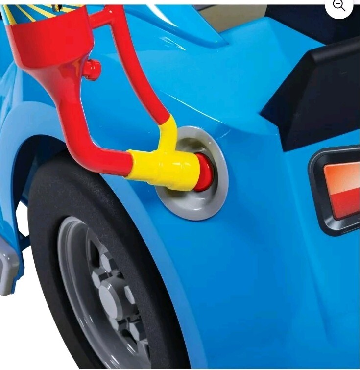 6V Powered Ride-On Champion Racer with Toy Engine and Tools Magic Cars 3