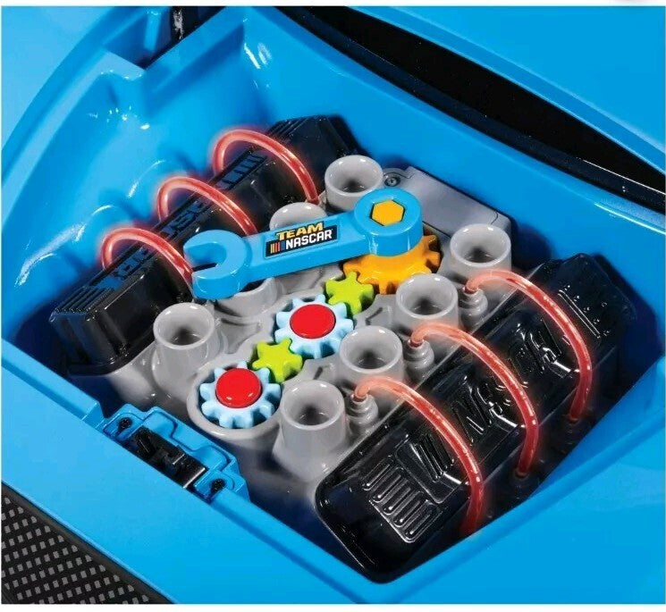6V Powered Ride-On Champion Racer with Toy Engine and Tools Magic Cars 4