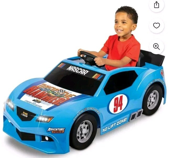 6V Powered Ride-On Champion Racer with Toy Engine and Tools Magic Cars 6