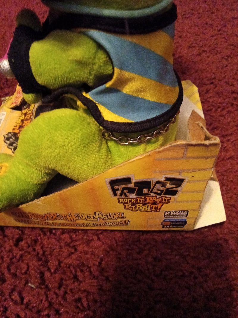 Gemmy Frogz Dance to 