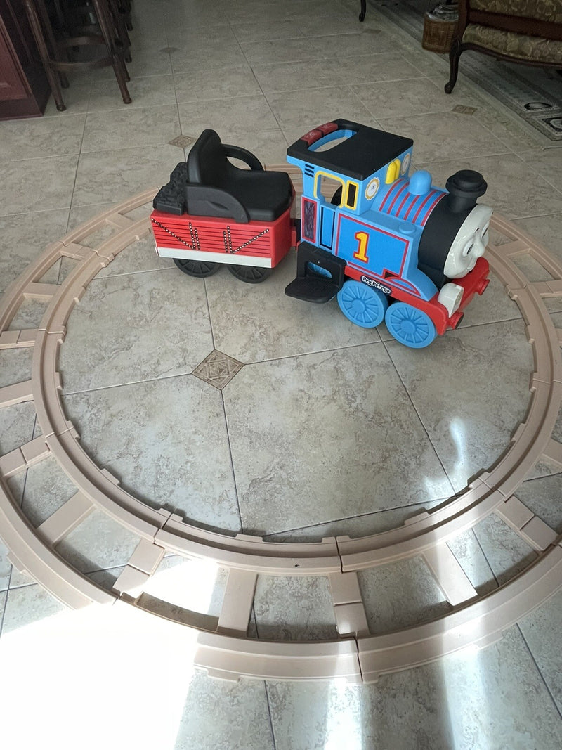 2000s Battery-Powered Thomas the Tank Engine Rider with Tracks Magic Cars 4