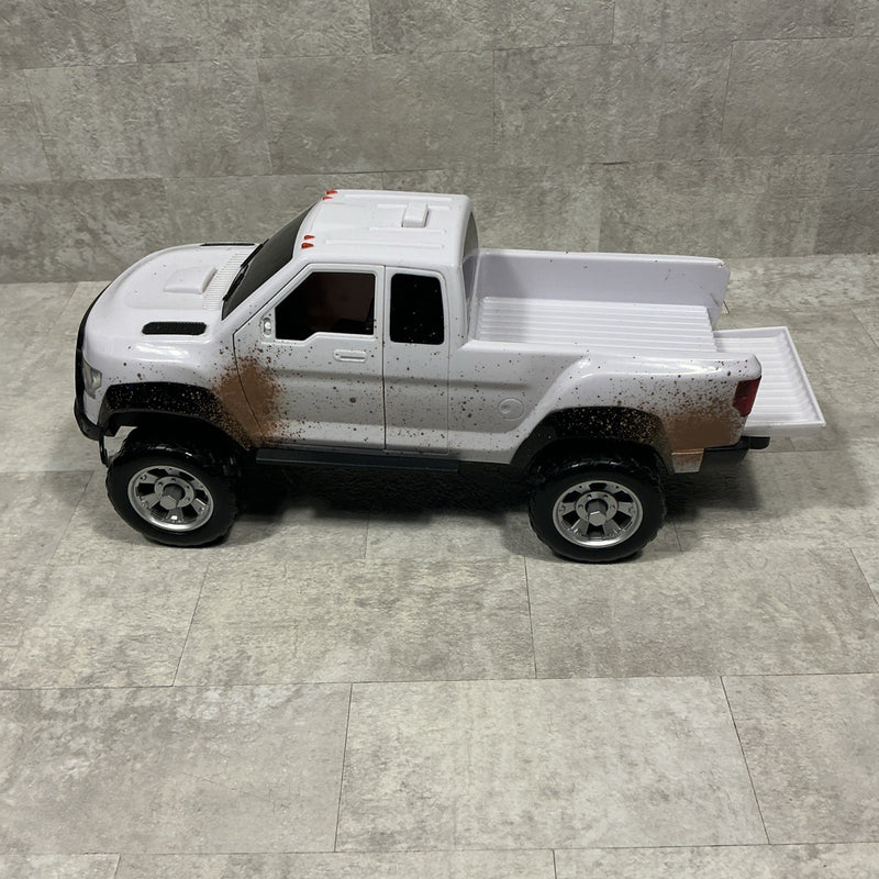 Kids 4x4 Off-Road Mud Truck with Working Winch and Sound Features, 13 in Long 6 in Tall Magic Cars 11