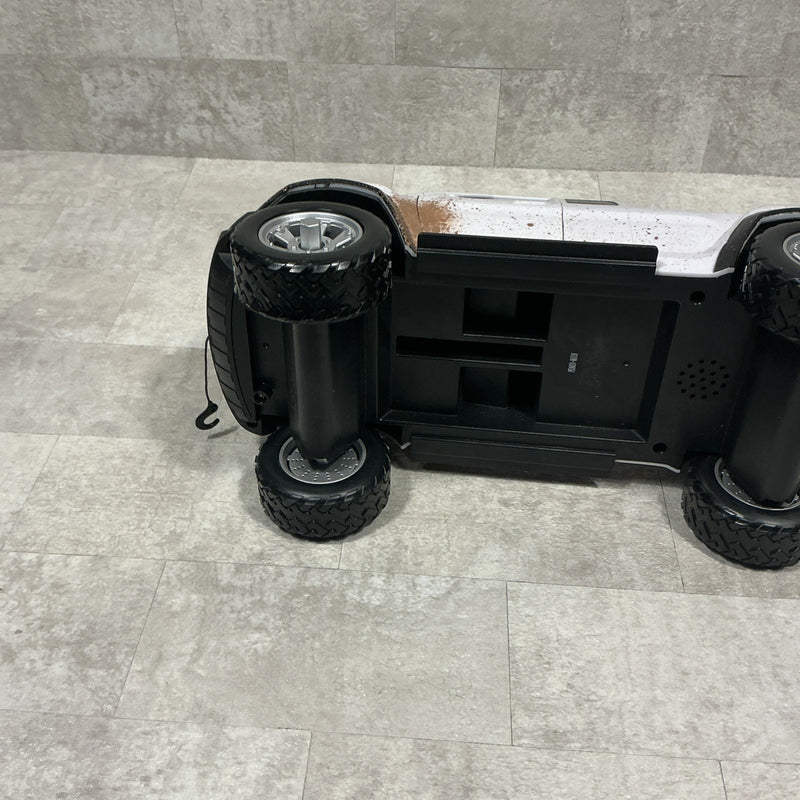 Kids 4x4 Off-Road Mud Truck with Working Winch and Sound Features, 13 in Long 6 in Tall Magic Cars 5