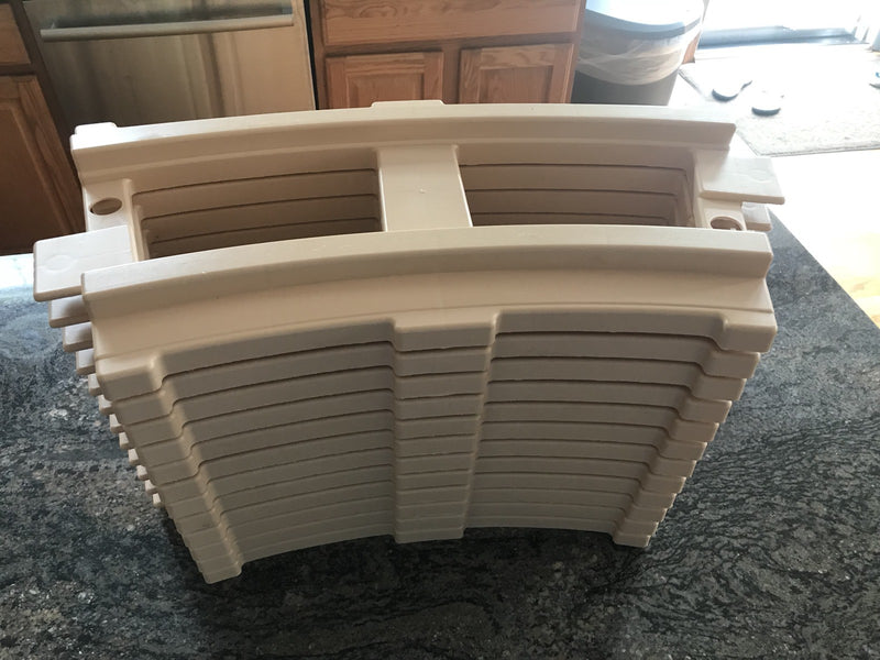 12-Piece Thomas the Train and Santa Fe Curved Track Set, Used Tan Circle Magic Cars Variant 0
