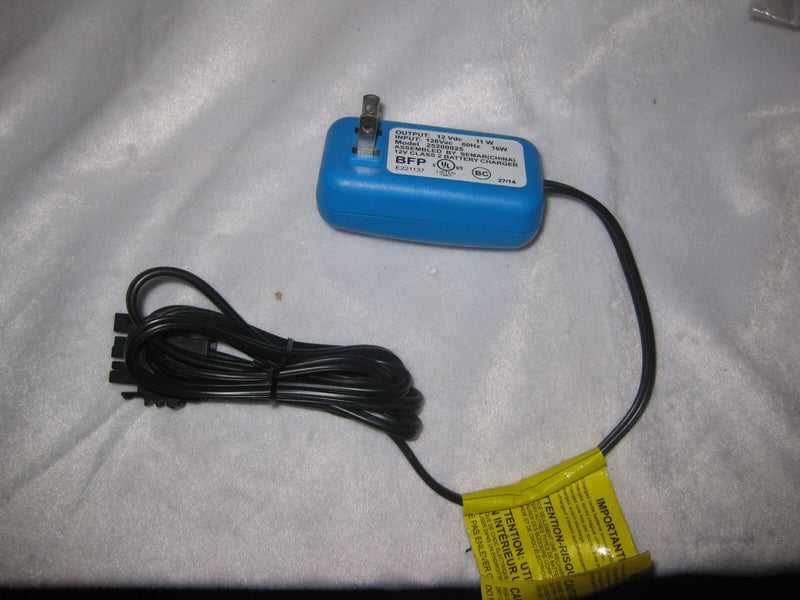 12V Battery Charger Model 25200025 for Ride-On Vehicles Magic Cars Variant 0