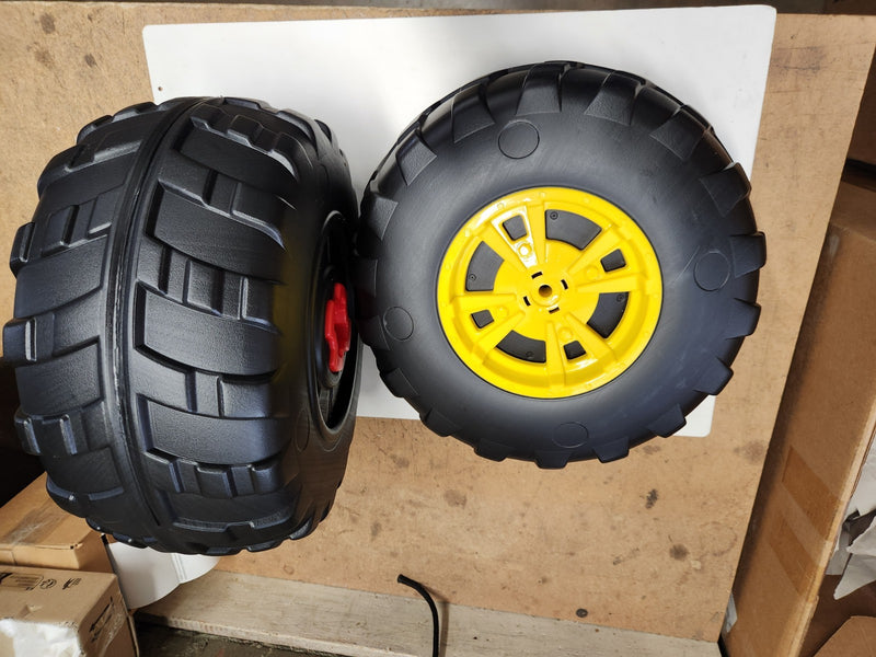 Rear Wheels for John Deere Gator Ride-On by Peg Perego Magic Cars Variant 0