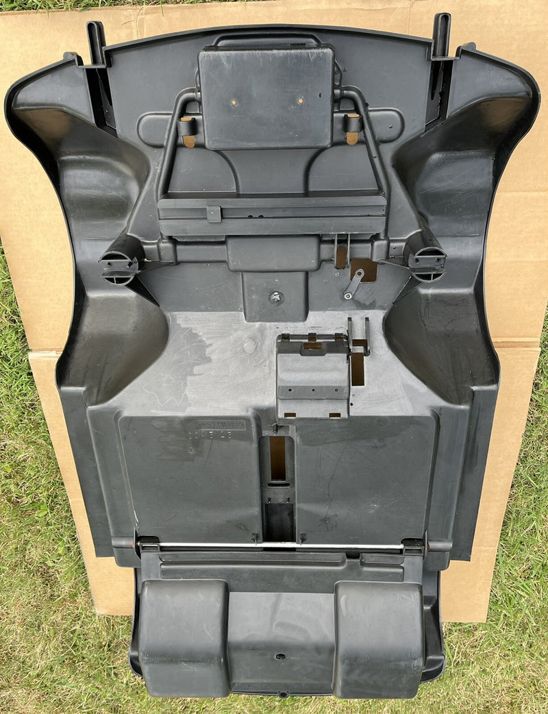 Perego Magica VW Beetle Ride-On Replacement Body and Undercarriage for Volkswagen Magic Cars 12