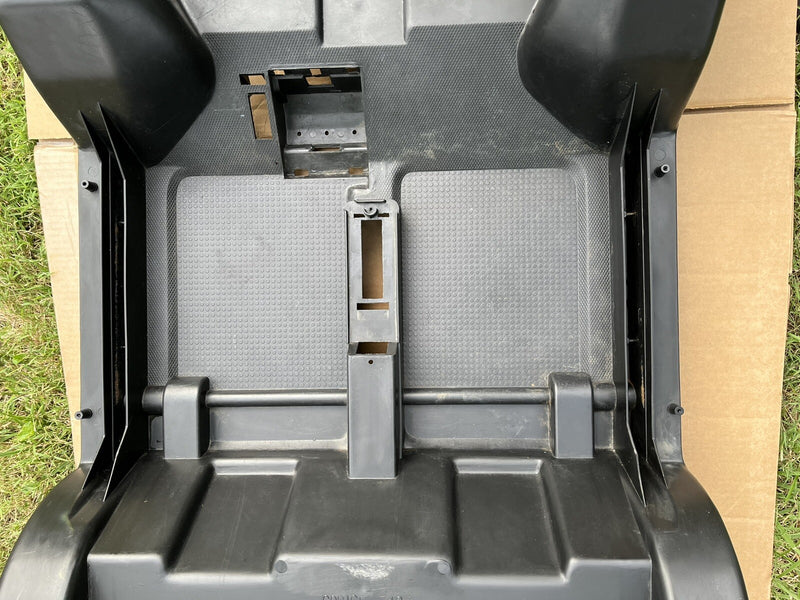 Perego Magica VW Beetle Ride-On Replacement Body and Undercarriage for Volkswagen Magic Cars 8