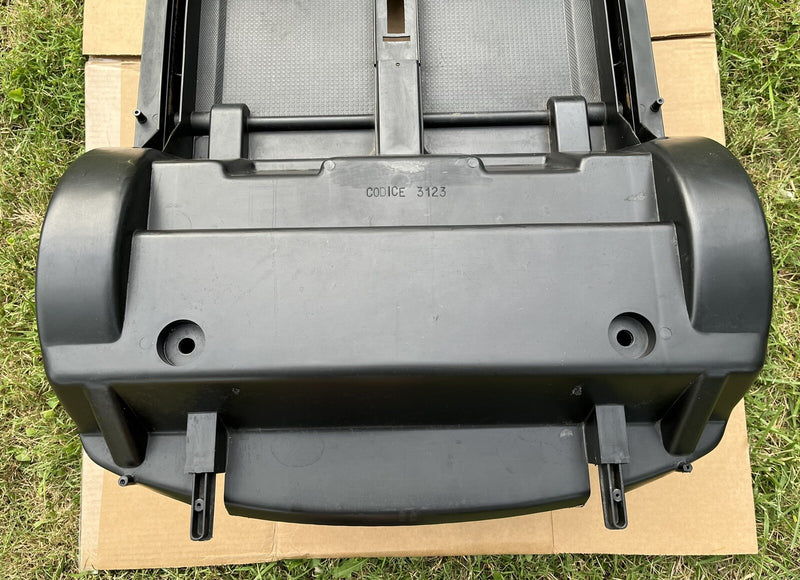 Perego Magica VW Beetle Ride-On Replacement Body and Undercarriage for Volkswagen Magic Cars 9