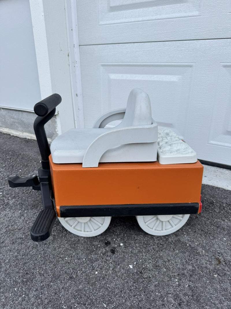 Ride-On Thomas the Train Annie and Clarabel Caboose Toy Vehicle Magic Cars 3