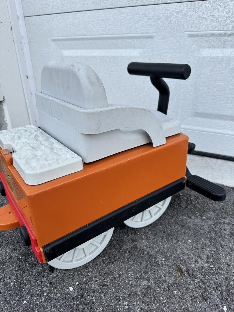 Ride-On Thomas the Train Annie and Clarabel Caboose Toy Vehicle Magic Cars 5