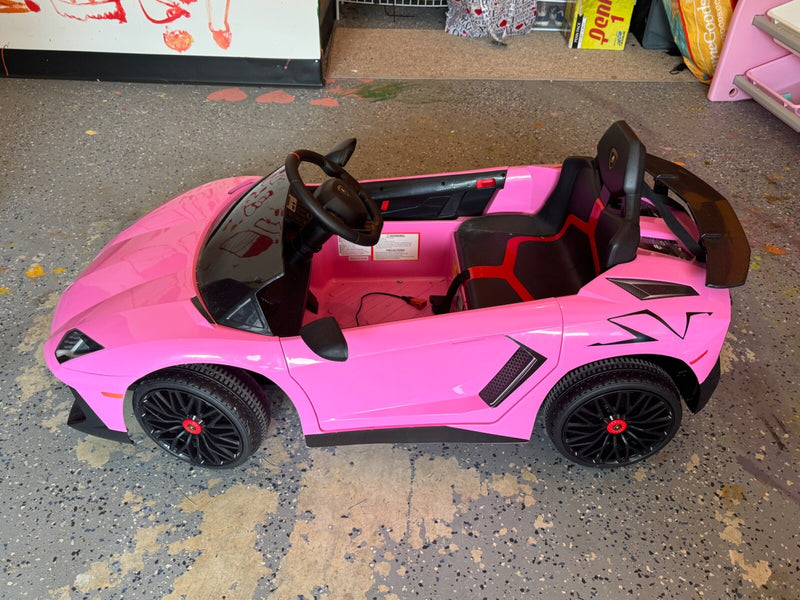 Pink Licensed 12V Lamborghini Aventador Kids Battery-Powered Ride-On Car Lightly Used Magic Cars 3