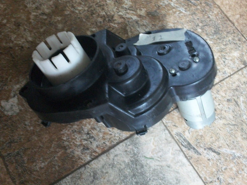 Used 12V 21-Tooth Small Shaft Gearbox and Motor for Power Wheels Magic Cars Variant 0