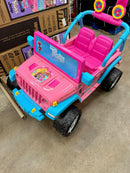 Trolls 3 Band Jeep Wrangler 12V Battery Ride-On for Kids 3+ Magic Cars 5