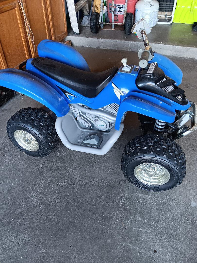 Raptor Dumars Quad Runner Sound Box with Battery Operation Magic Cars 1