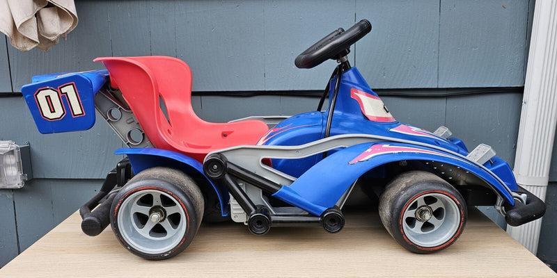 Vintage Hot Wheels Rally Kart 12V Electric Ride-On Toy Magic Cars 1