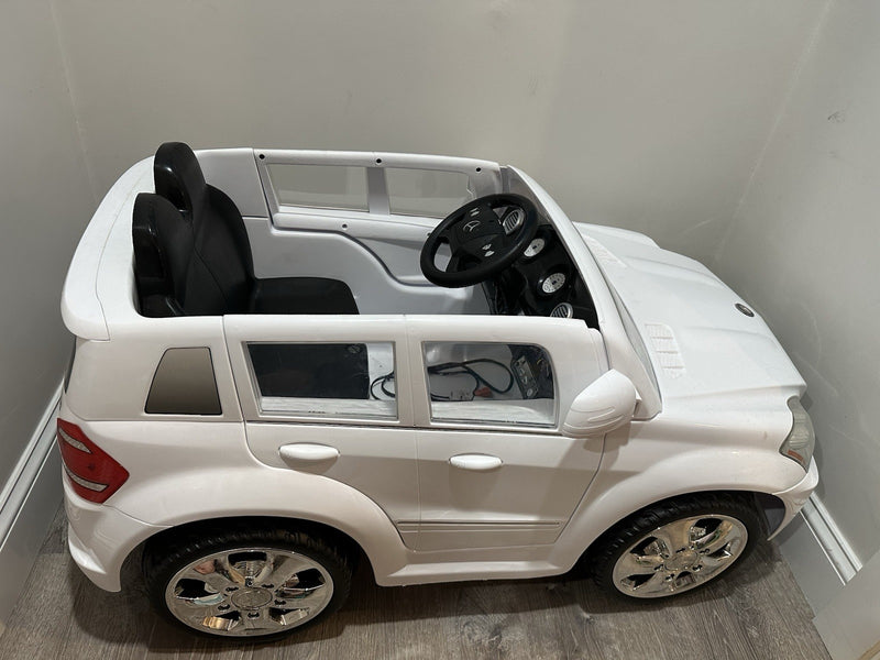 6V Electric Kids Ride-On SUV with Power Wheels and Music Features Magic Cars Variant 0