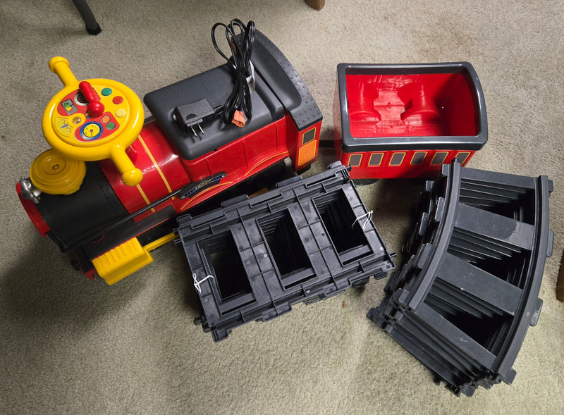 RollPlay Steam Engine Ride-On Toy Open Box Tested and Working Magic Cars 3